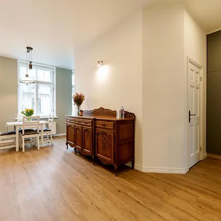 La Belle Etage * Riga